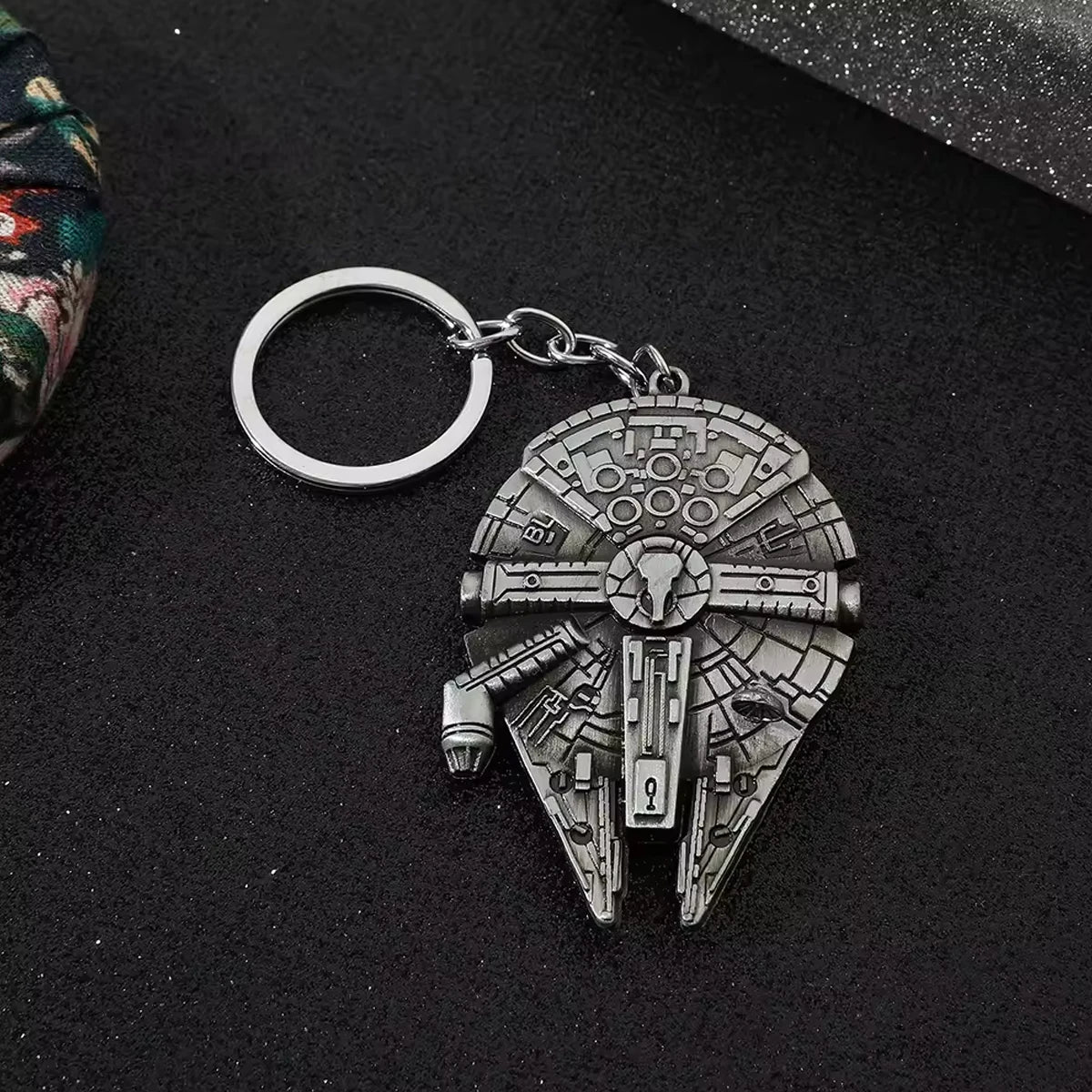 Movie Star Wars Spaceship Keychain Millennium Falcon Metal Pendant Keyring Fans Commemorate Key Chains