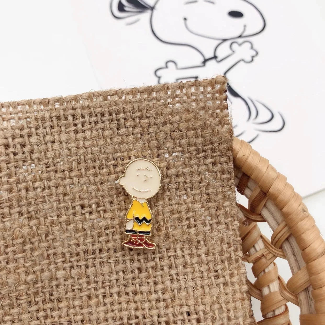 Snoopy Brooch Cartoon Animation Enamel Pin Cartoon Animal Pines Lapel Pins Badge on Backpack Clothing Accessories Bag Decor Gift