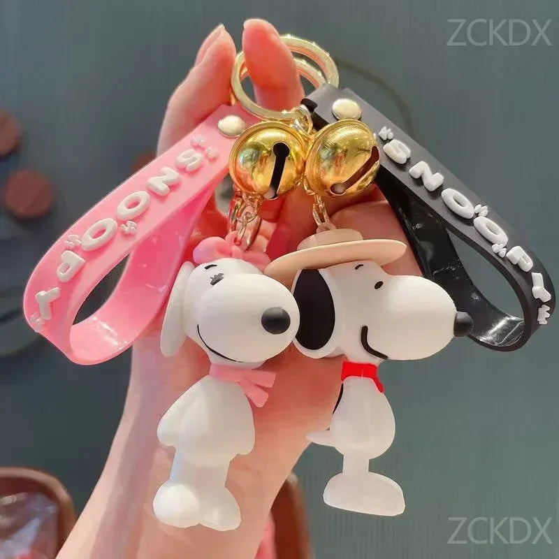 Snoopy Charlie Brown Cartoon Key Chain Cute PEANUTS Animation PVC Doll Keyring Men Women Car Key Accessories Backpack Pendant