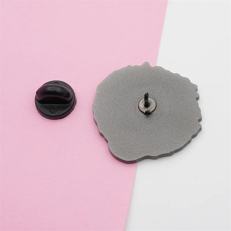 Rock Singer Jimi Hendrix Badge Great Electric Guitarist Lapel Pin Hip Hop Punk Jewelry Fan Collection